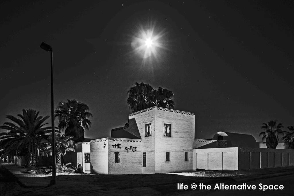 Alternative Space B & B Swakopmund Εξωτερικό φωτογραφία