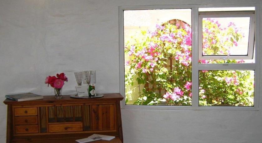 Alternative Space B & B Swakopmund Εξωτερικό φωτογραφία