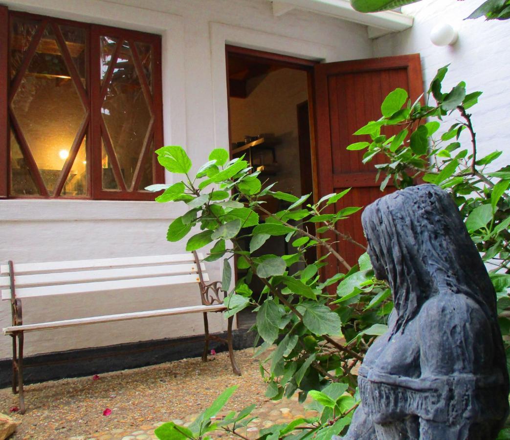 Alternative Space B & B Swakopmund Εξωτερικό φωτογραφία